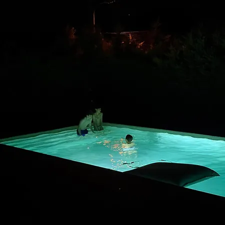 Le Des Iris 3* Saint-Maurice-de-Gourdans